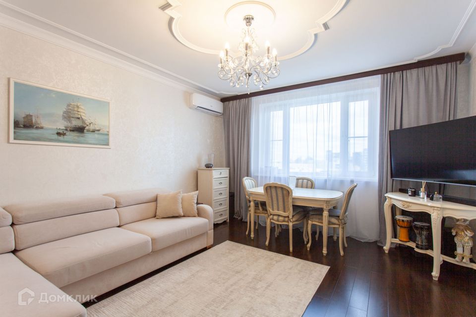 Продаётся 4-комнатная квартира, 83 м²