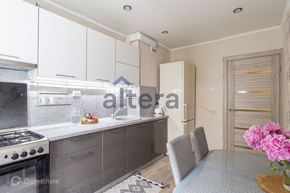 Продаётся 3-комнатная квартира, 65.9 м²