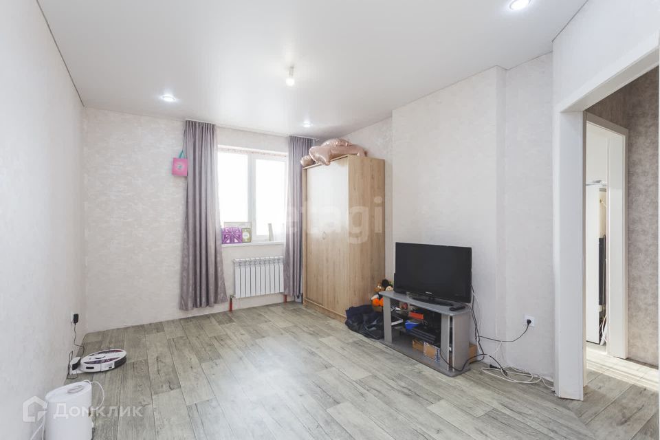Продаётся 1-комнатная квартира, 35.6 м²