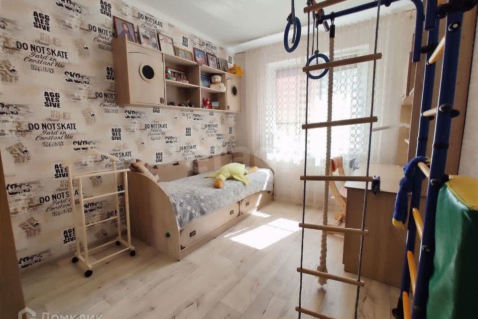 Продаётся 3-комнатная квартира, 74 м²