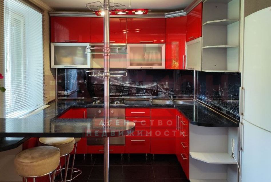 Продаётся 3-комнатная квартира, 56 м²