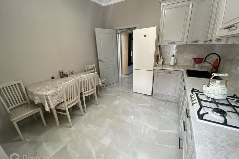 Продаётся 1-комнатная квартира, 44 м²