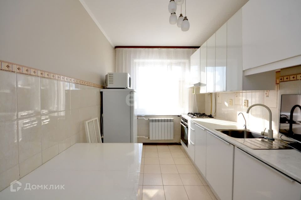 Продаётся 3-комнатная квартира, 63.4 м²