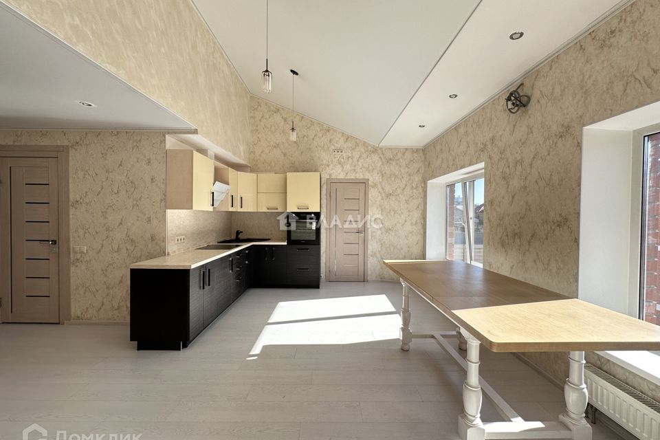 Продаётся 3-комнатная квартира, 85 м²