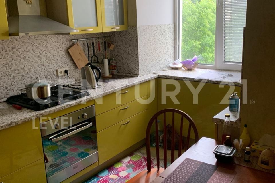 Продаётся 3-комнатная квартира, 68.3 м²