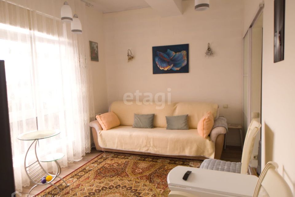 Продаётся 2-комнатная квартира, 49.8 м²