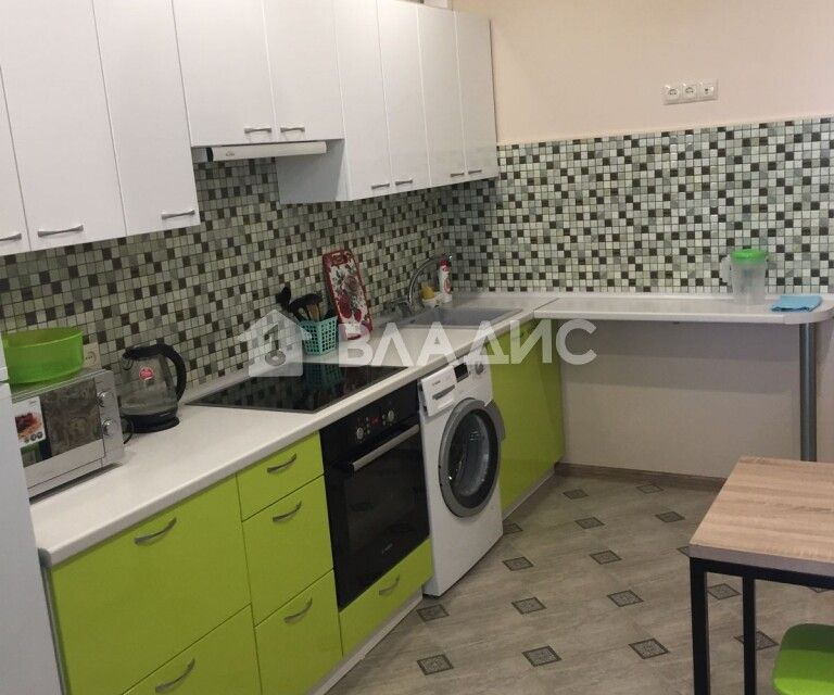 Сдаётся 1-комнатная квартира, 43 м²