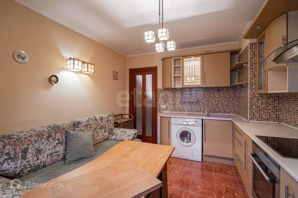 Продаётся 1-комнатная квартира, 43.2 м²
