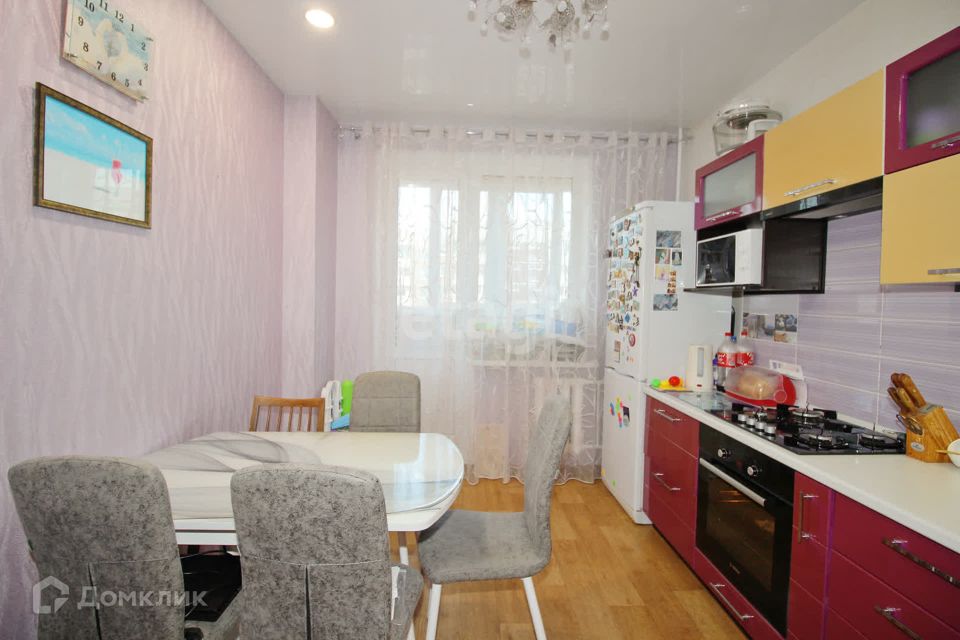 Продаётся 2-комнатная квартира, 58.2 м²