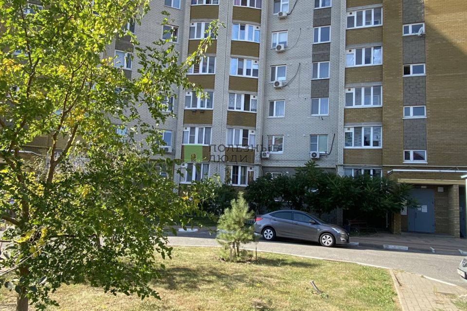 Продаётся 1-комнатная квартира, 38 м²