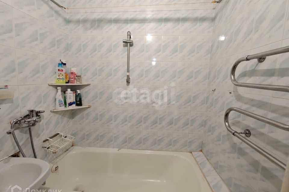 Продаётся 2-комнатная квартира, 49.3 м²