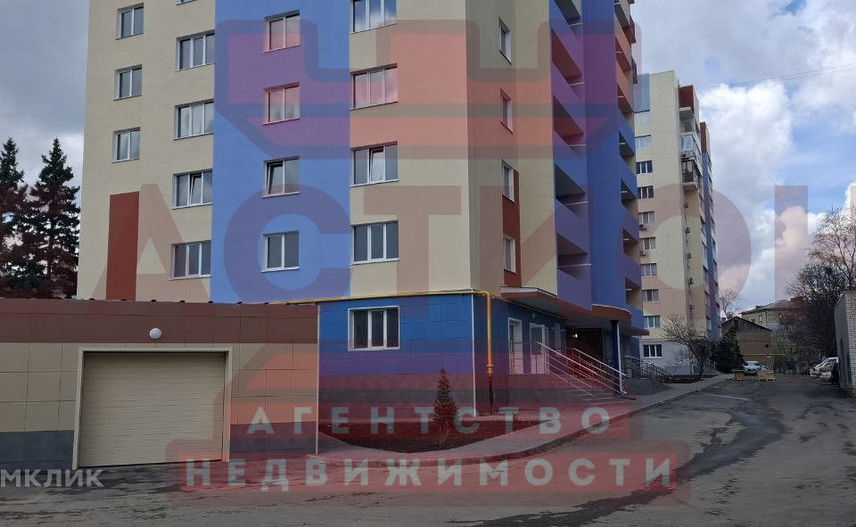 Продаётся 3-комнатная квартира, 107 м²