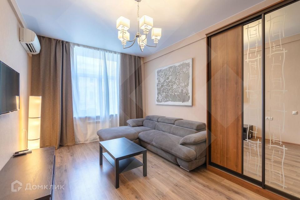 Сдаётся 2-комнатная квартира, 53 м²