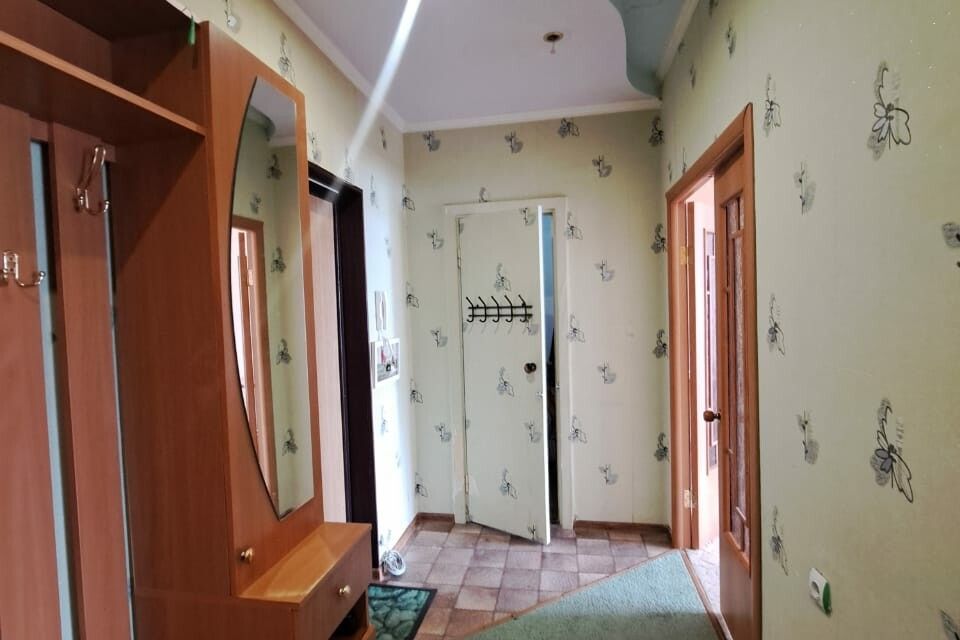 Продаётся 1-комнатная квартира, 41.8 м²