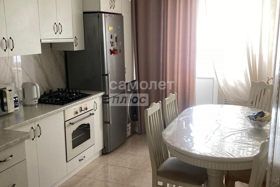 Продаётся 2-комнатная квартира, 70 м²