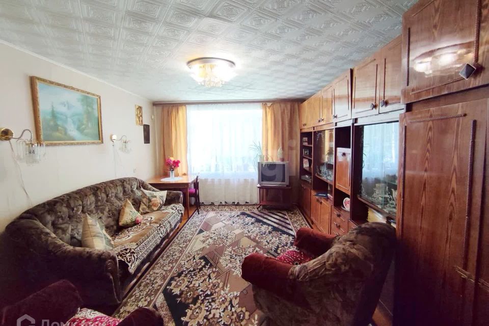Продаётся 4-комнатная квартира, 81.6 м²