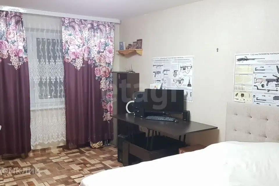 Продаётся 4-комнатная квартира, 90.8 м²