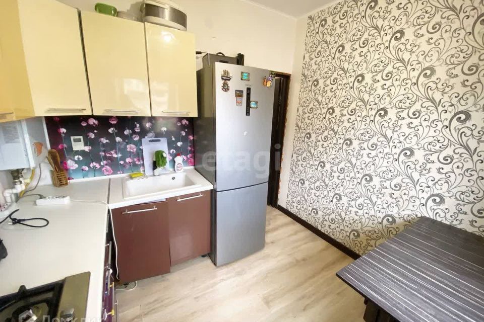 Продаётся 3-комнатная квартира, 70.8 м²
