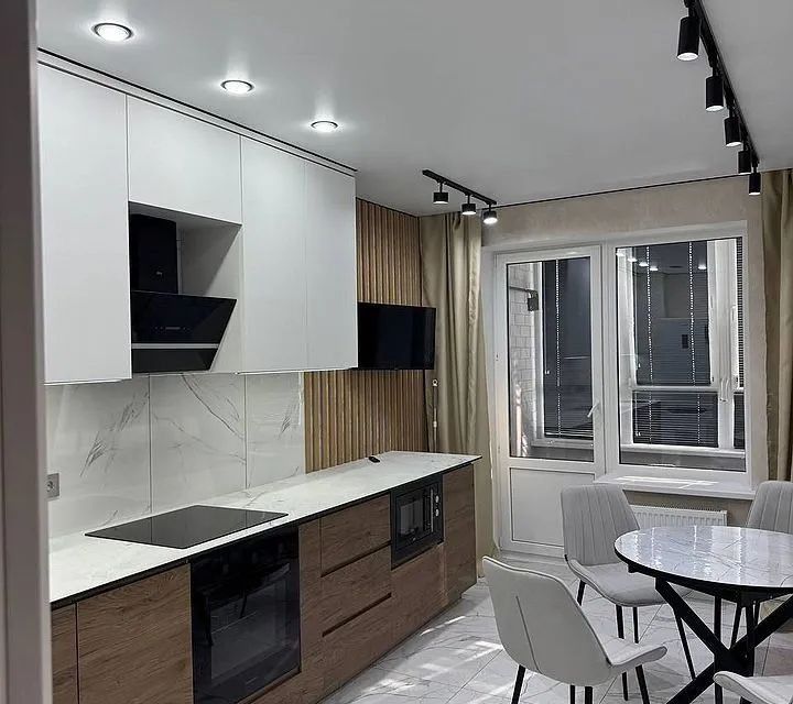 Сдаётся 1-комнатная квартира, 42 м²