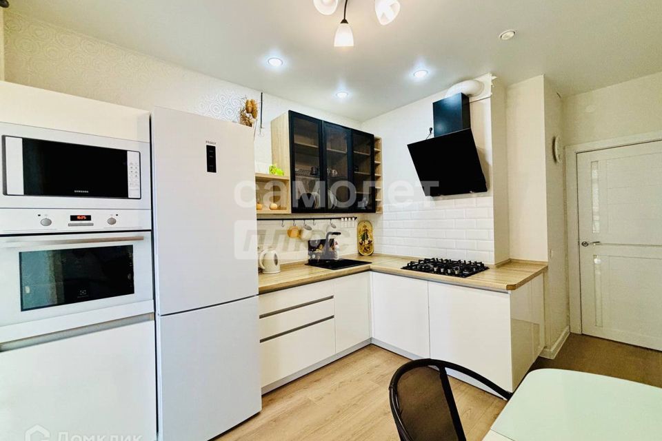 Продаётся 1-комнатная квартира, 38 м²
