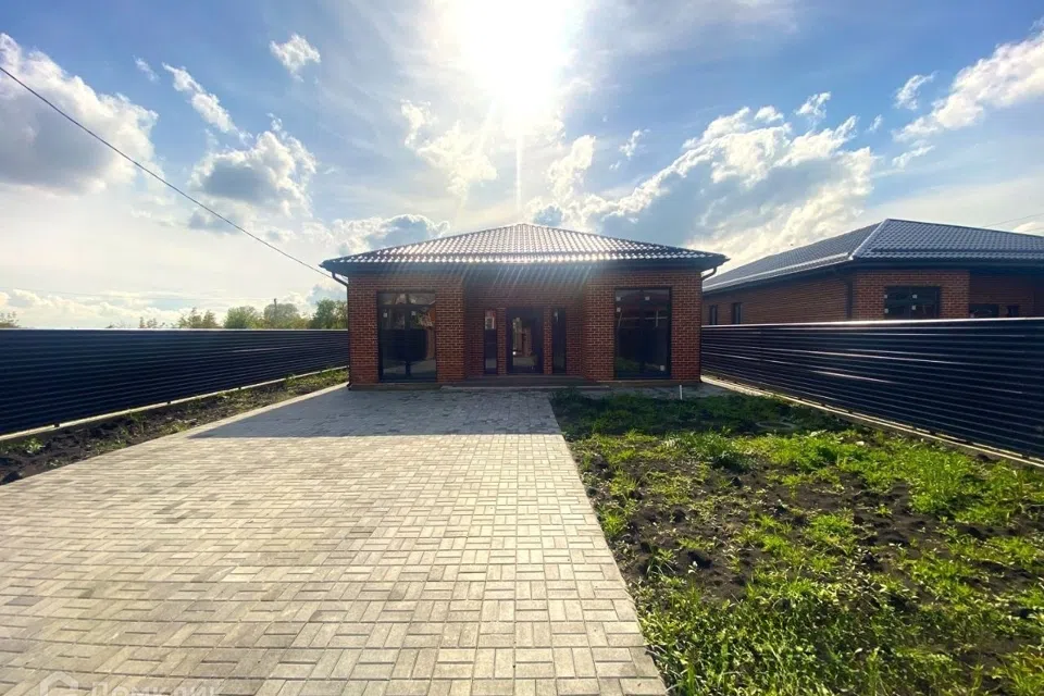 Продаётся 1-этажный дом, 160 м²