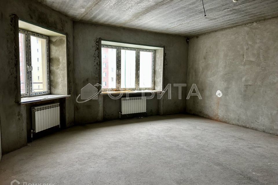 Продаётся 1-комнатная квартира, 69.6 м²