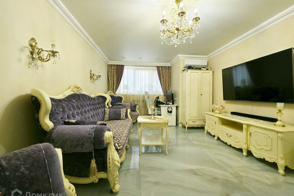 Продаётся 2-комнатная квартира, 62.8 м²