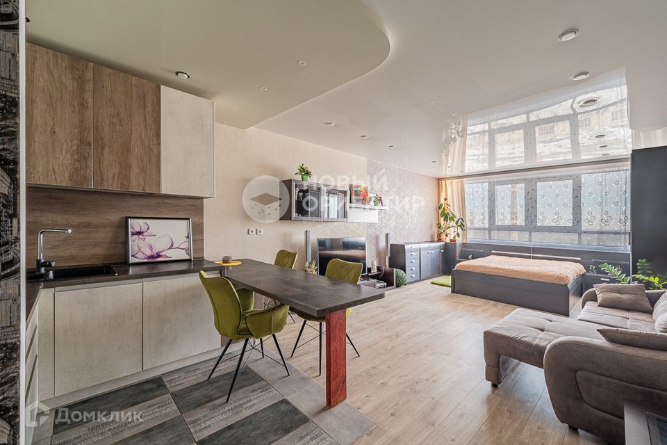 Продаётся 2-комнатная квартира, 65.7 м²