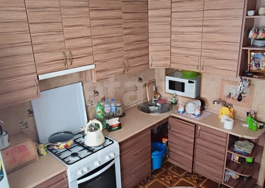 Продаётся 4-комнатная квартира, 72.8 м²