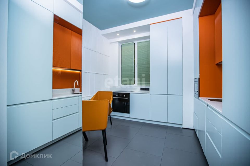 Продаётся 2-комнатная квартира, 62 м²