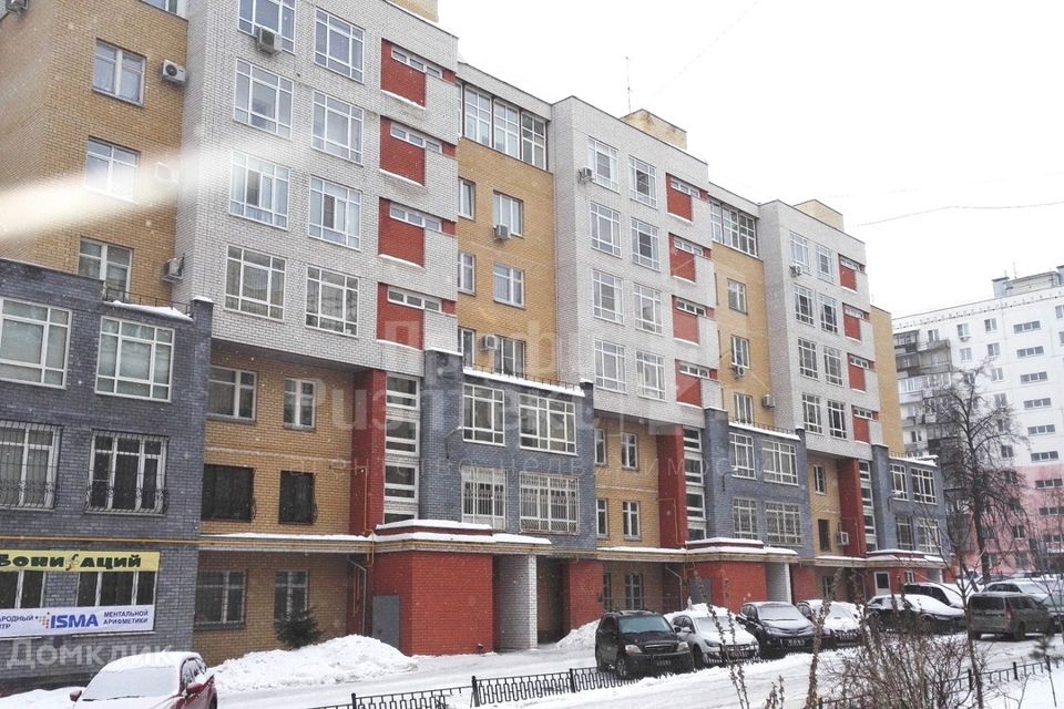 Продаётся 3-комнатная квартира, 112 м²