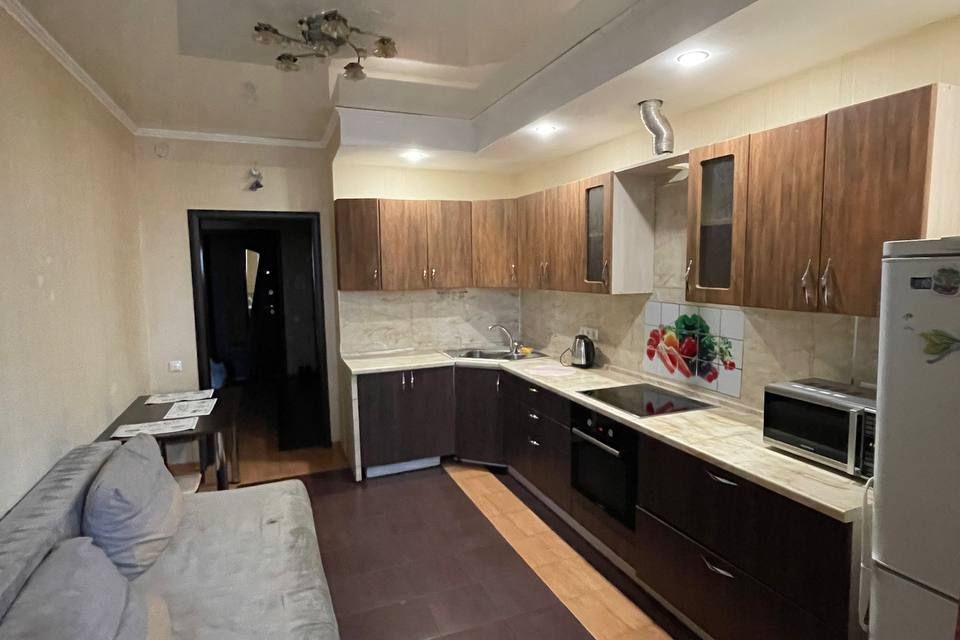 Сдаётся 1-комнатная квартира, 42 м²