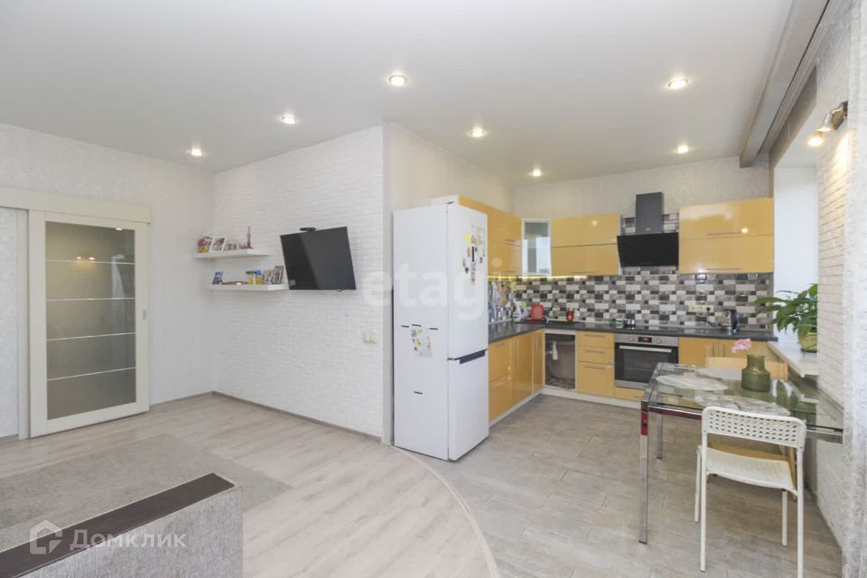Продаётся 2-комнатная квартира, 59.5 м²