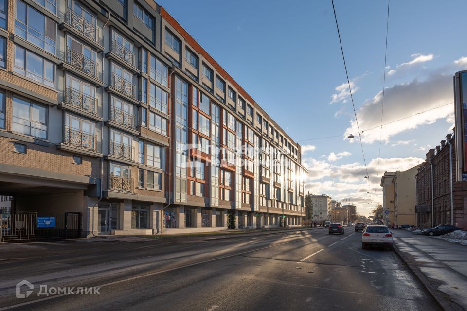 Продаётся 2-комнатная квартира, 68.3 м²
