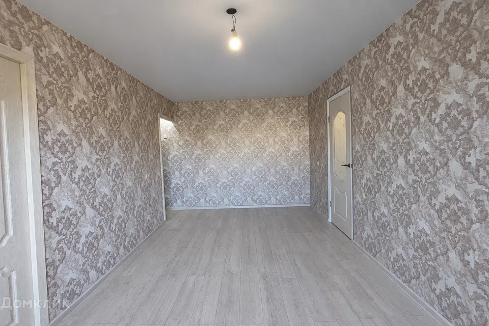 Продаётся 3-комнатная квартира, 56.5 м²
