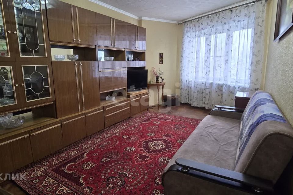 Продаётся 3-комнатная квартира, 61.6 м²