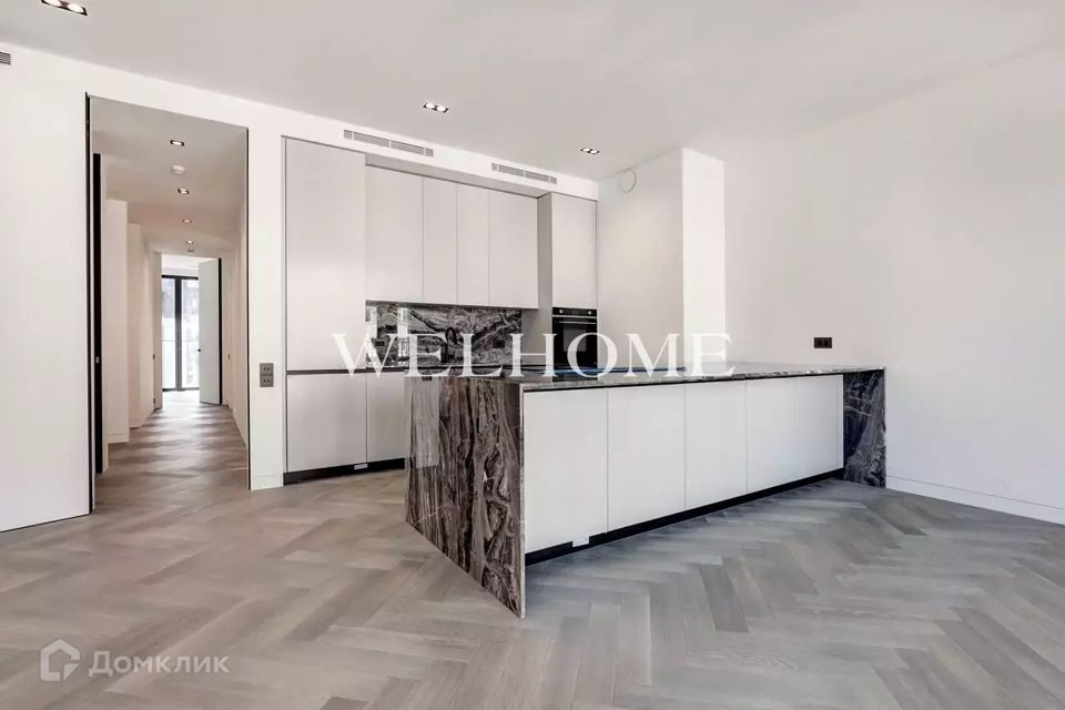Продаётся 3-комнатная квартира, 123 м²