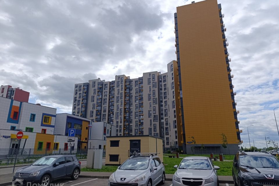 Продаётся 2-комнатная квартира, 70.6 м²