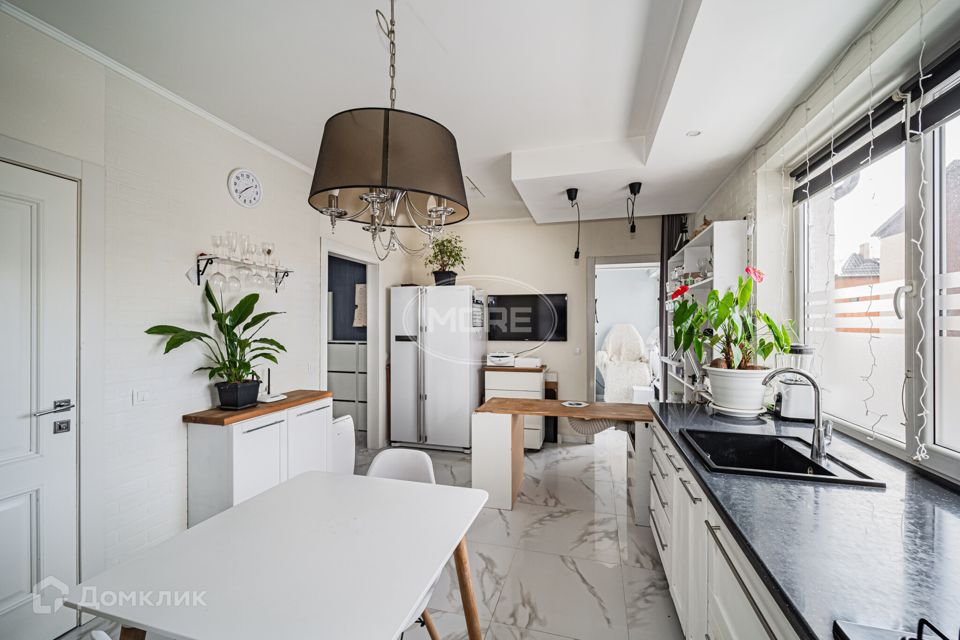 Продаётся 2-комнатная квартира, 58.1 м²