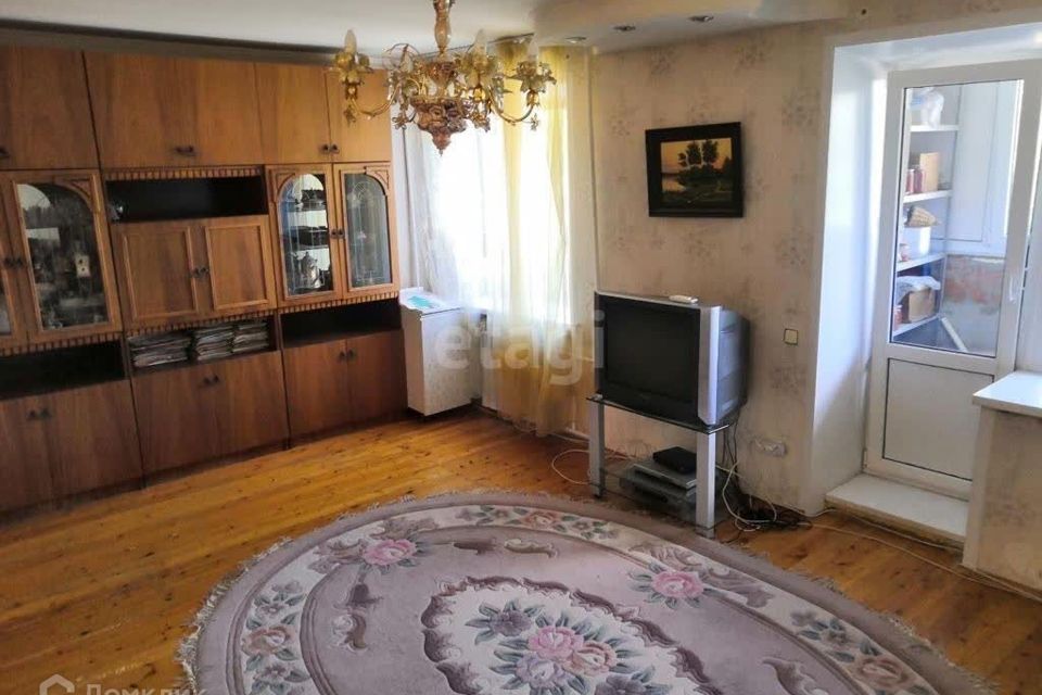 Продаётся 5-комнатная квартира, 108.1 м²
