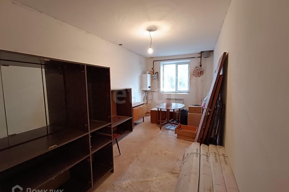 Продаётся 1-комнатная квартира, 49 м²