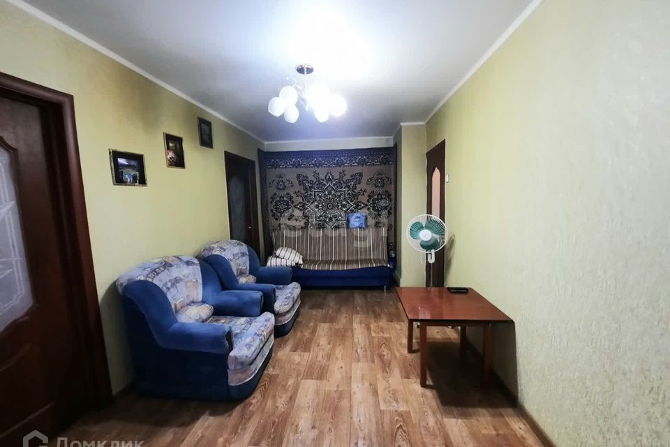 Продаётся 2-комнатная квартира, 42.4 м²