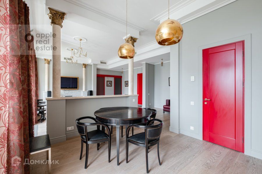 Сдаётся 2-комнатная квартира, 89 м²