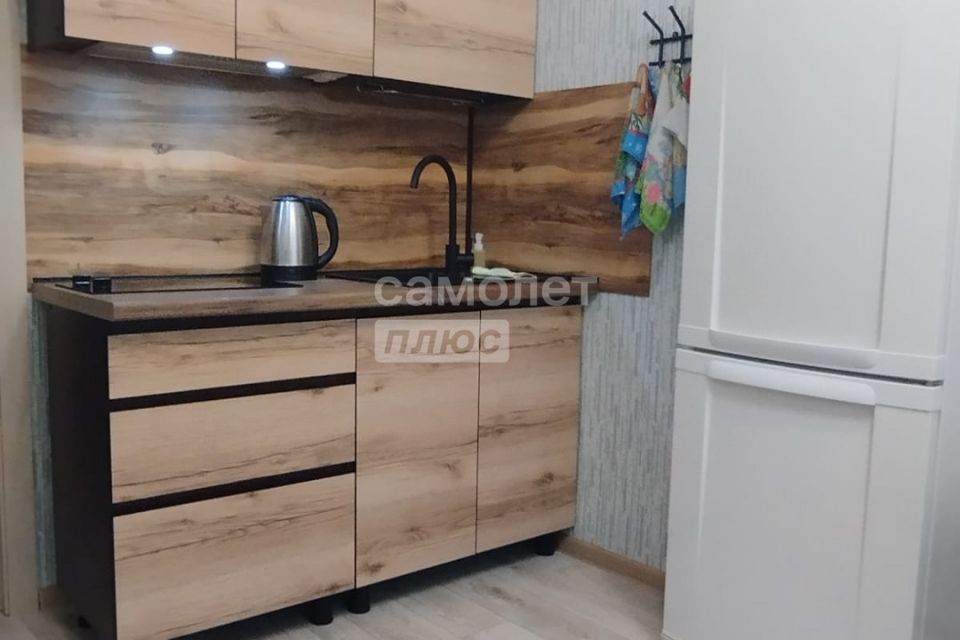 Сдаётся 2-комнатная квартира, 60.9 м²