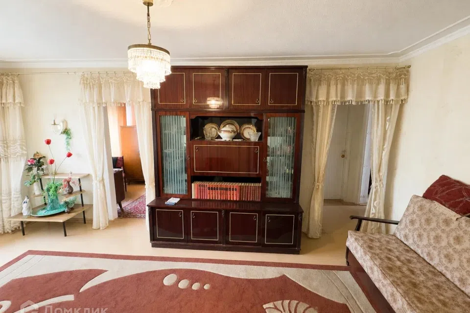 Продаётся 3-комнатная квартира, 53.8 м²