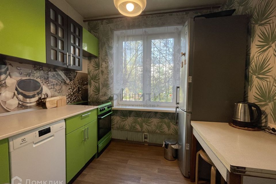 Продаётся 3-комнатная квартира, 49.9 м²