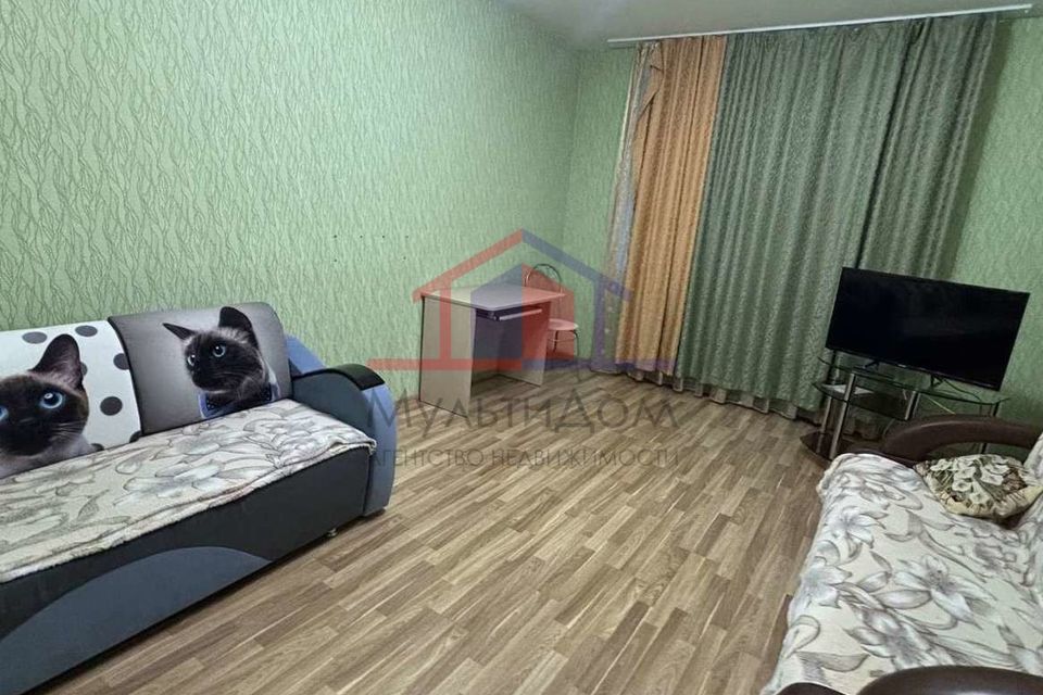 Сдаётся 2-комнатная квартира, 56 м²