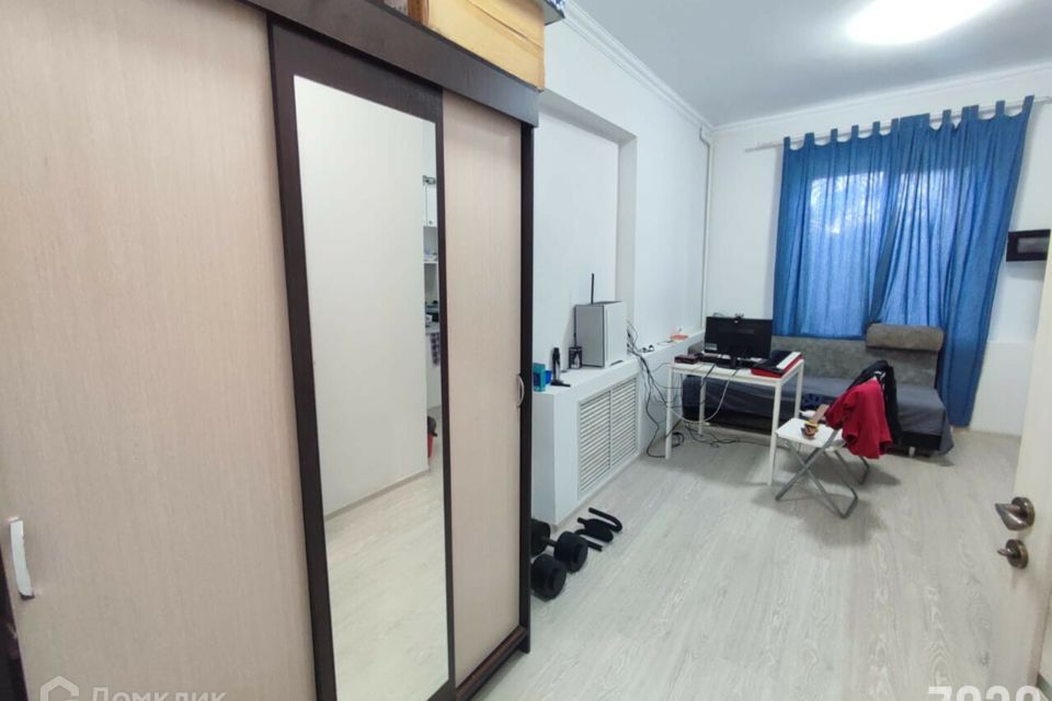Продаётся 4-комнатная квартира, 112 м²