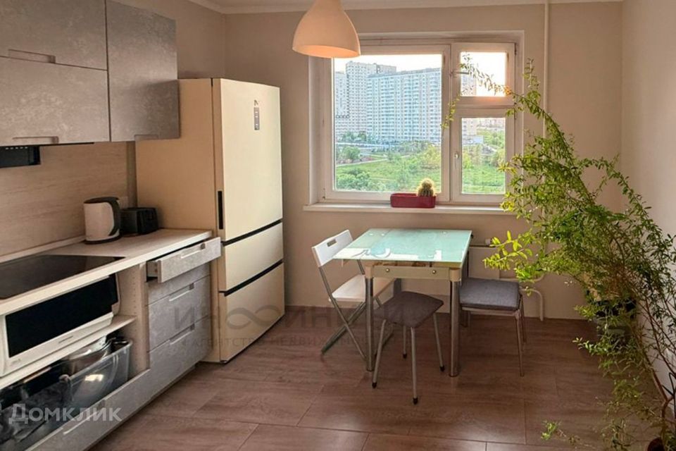 Продаётся 3-комнатная квартира, 74.8 м²