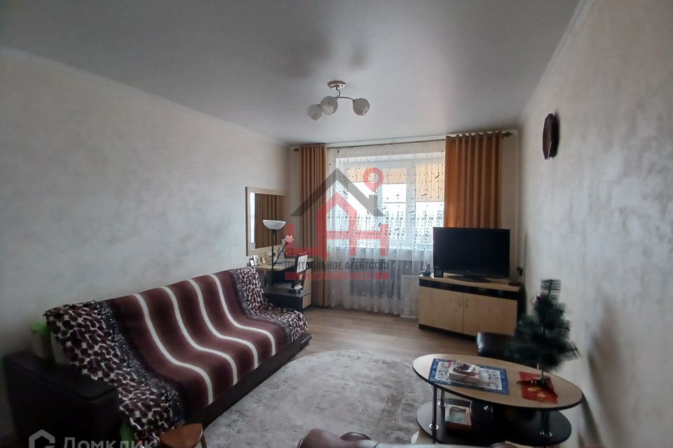 Продаётся 1-комнатная квартира, 42.1 м²